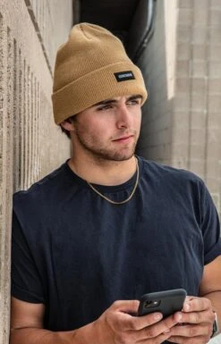 Gongshow Pre-Game Tan Toque -Bauer Store toqueslifestyle 4 555x d65bfb7d a5d7 4aee a093 93d6adce8ce8